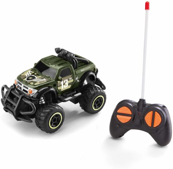 Revell Control 23491 Radio Control Car, Green - Image 3