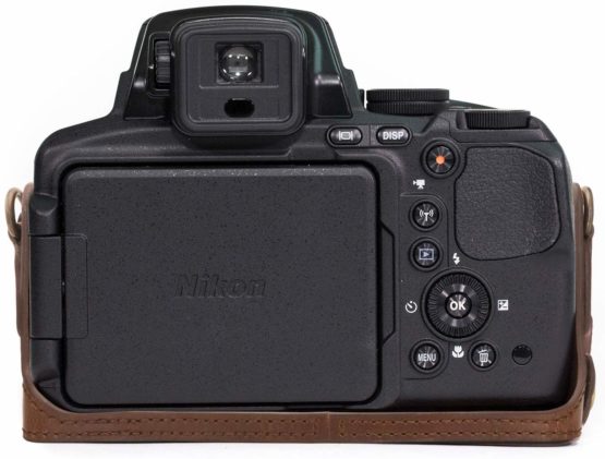 MegaGear Ever Ready Leather Camera Half Case compatible with Nikon Coolpix P900, P900S - Image 2