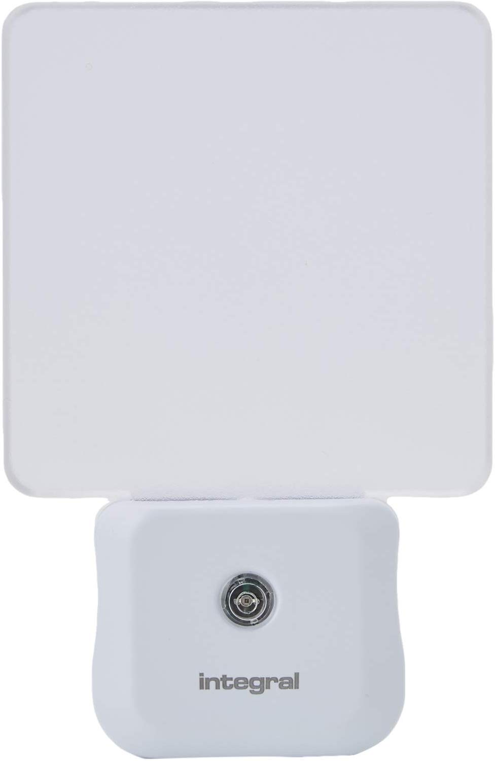 Integral LED Auto Sensor Night Light, Plug in Wall with Dusk to Dawn Photocell for Hallways Stairs, Bedrooms, Landings