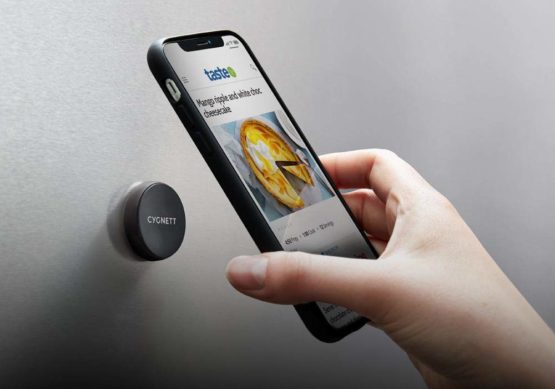 Cygnett CY2379ACDIS Smartphone mount Black - Image 4