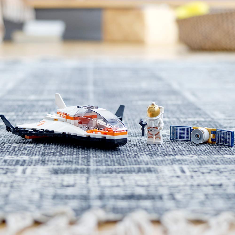 LEGO City Space 60224 Satellite Service Mission (84 parts), Golden - Image 3