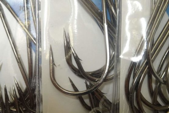 Fishzone 100 Hooks Superior Classic ABERDEEN Sea Fishing Hooks.- Available in size 8/0, 6/0, 4/0, 3/0, 2/0, 1/0, 1, 2, 4 and 6 - Ideal for most Sea Fishing Needs - Image 3