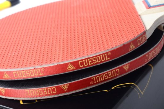 CUESOUL Retractable Anywhere Table Tennis Set with 2 Bats and 4 Balls - Image 2