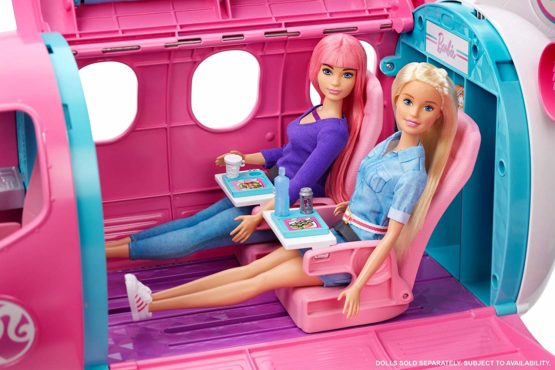 Barbie GDG76 Dreamplane Transforming Playset with Reclining Seats and Working Overhead Compartments, Plus 15+ Pieces, for Kids 3 Years Old and Up, Multicolor, 10.5 cm*9.5 cm*22.3 cm - Image 4