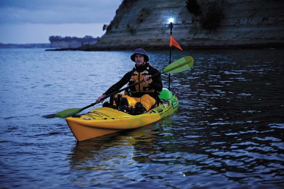 Railblaza Illuminate i360 kayak lightinh - Image 2