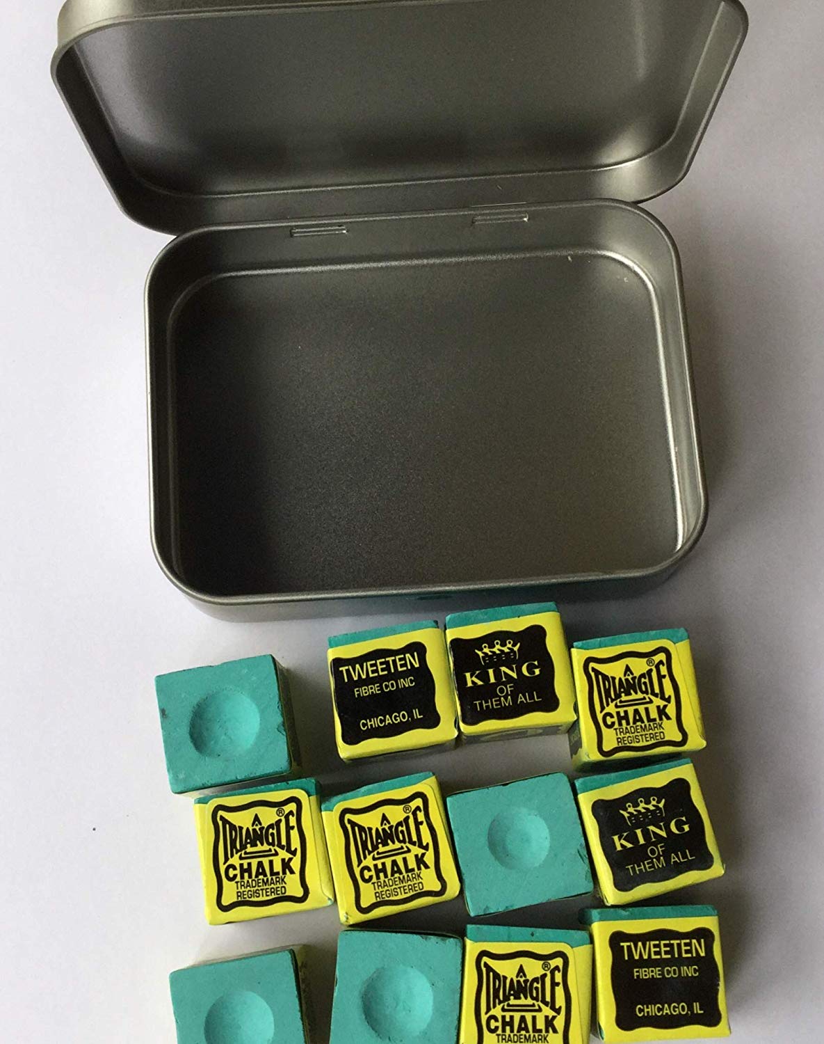 Triangle World famous snooker pool chalk ,12 cubes , in handy iqleisure gift storage tin, Green chalk cubes - Image 3