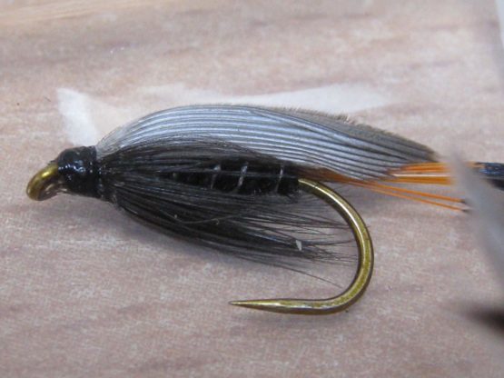 BestCity Fly Fishing for Trout BARBLESS MIXED SEASON SELECTION 20 Flies in set DRY WET NYMPH FREE Clip shut Fly Box - Image 4