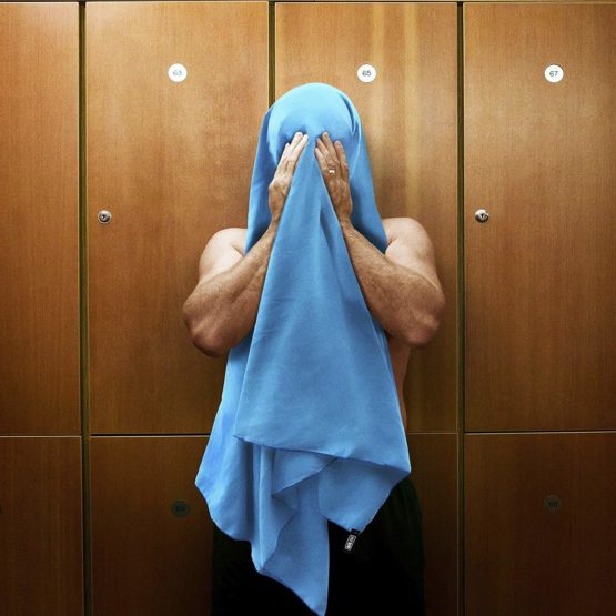 Microfibre Towel, EXTRA LARGE, Quick Drying for Gym, Fitness, Swimming, Sports, Travel, Camping, Hiking, Beach, Yoga, Pilates, Bath, Shower | Super Absorbent, Compact, Lightweight | - Image 3