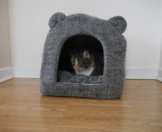 One size cat bed for indoor cats, kittens, puppies and small dogs, machine washable, removable inner cushion, super soft and cosy plush cat igloo cave bed, grey - Image 2