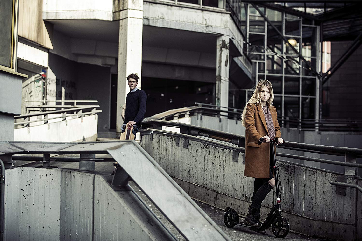 HUDORA BigWheel Style 230 Scooter, Sturdy aluminium scooter with large platform - Image 4
